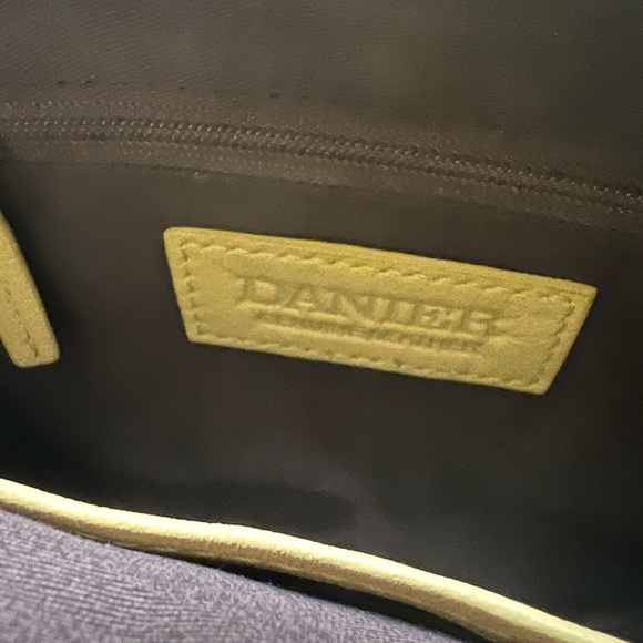 Danier Genuine Leather Vintage Y2K Bag - Picture 2 of 6